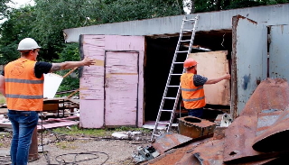 Демонтаж гаражей в Балахне, цена от 1739 руб. – услуги под ключ от 2Землекопа-Блх